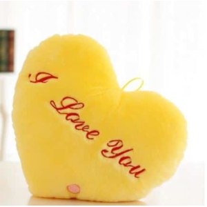 I Love You peluche almohada amarilla San Valentín Edad: > 3 años